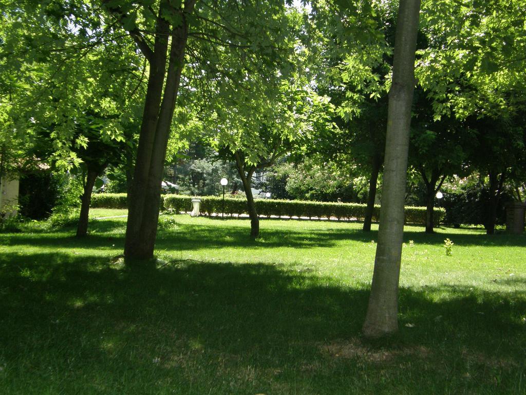 Agriturismo Greppi Crescentino ภายนอก รูปภาพ
