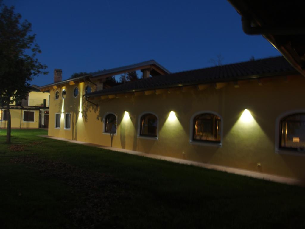 Agriturismo Greppi Crescentino ภายนอก รูปภาพ
