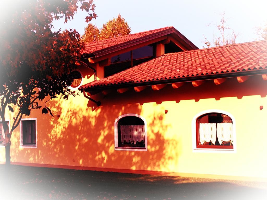 Agriturismo Greppi Crescentino ภายนอก รูปภาพ